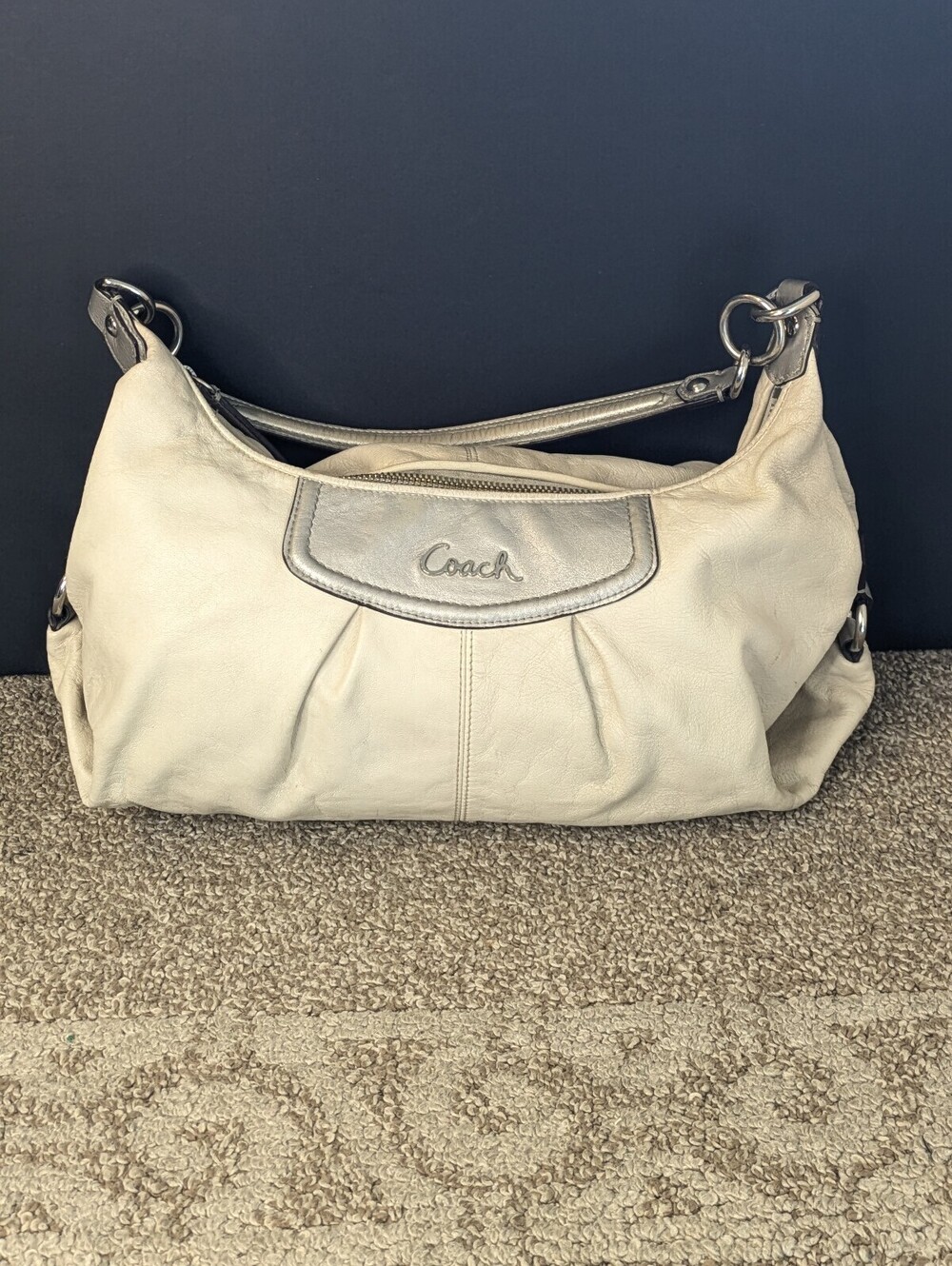 Coach Ashley Hobo Shoulder Bag Cream Metallic Silver Genuine Leather Purse